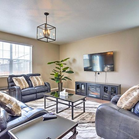 Spacious Aurora House With Yard About 10 Mi To Dia! المظهر الخارجي الصورة