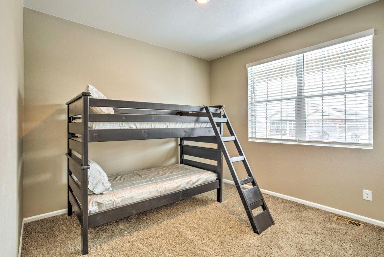 Spacious Aurora House With Yard About 10 Mi To Dia! المظهر الخارجي الصورة